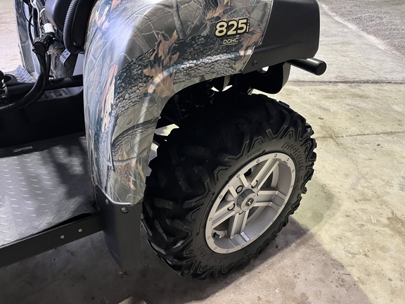 2011 John Deere XUV 825I CAMO ATV