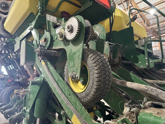 2015 John Deere 1795 Planter