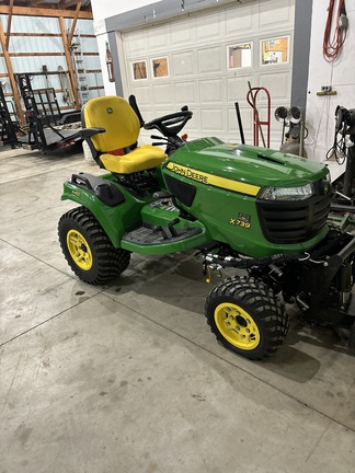 2021 John Deere X739 Garden Tractor