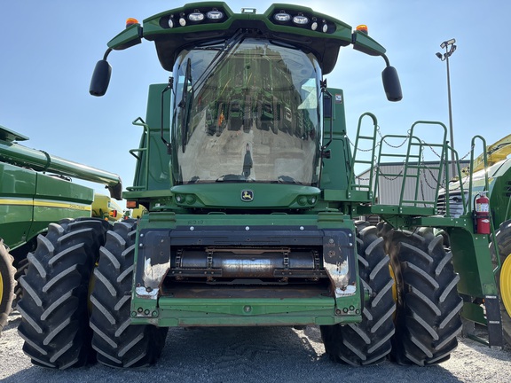 2020 John Deere S780 Combine