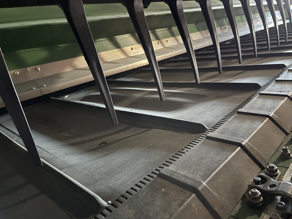 2020 John Deere 745FD Header Combine