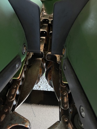 2020 John Deere 712FC Header Corn Head