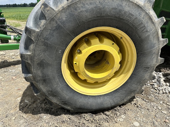 2017 John Deere 9570R Tractor 4WD