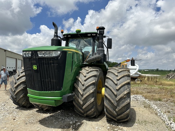 2017 John Deere 9570R Tractor 4WD