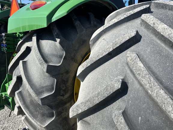 2017 John Deere 9570R Tractor 4WD