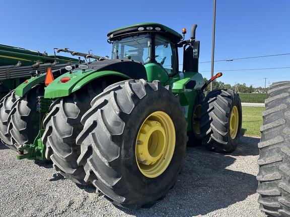 2017 John Deere 9570R Tractor 4WD