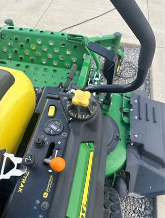 2016 John Deere Z930M Mower/Zero Turn