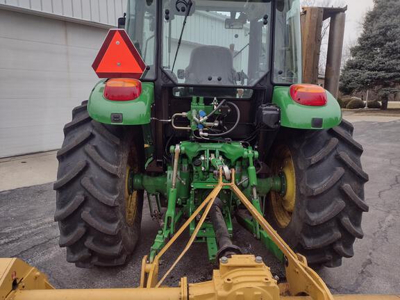 2014 John Deere 5115M Tractor
