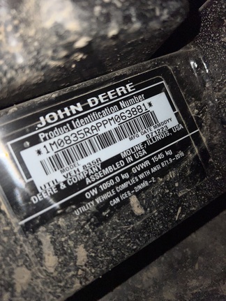 2023 John Deere XUV 835R ATV