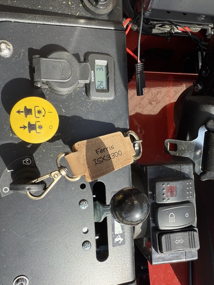 2024 Ferris ISX330040 Mower/Zero Turn