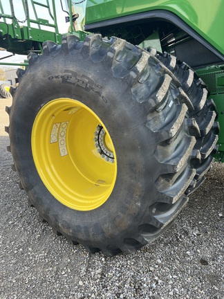 2023 John Deere X9 1000 Combine