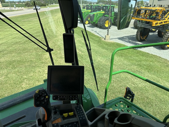2023 John Deere X9 1000 Combine