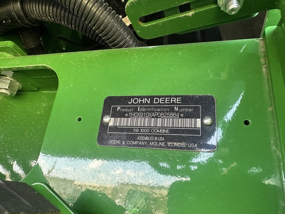 2023 John Deere X9 1000 Combine