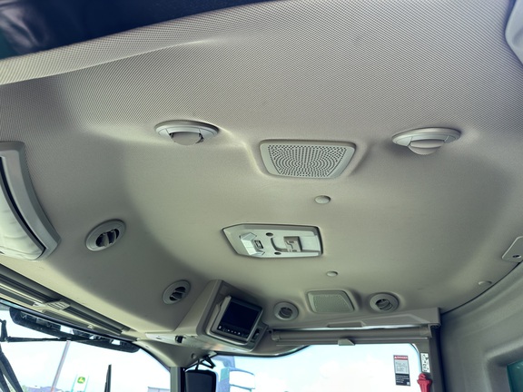 2023 John Deere X9 1000 Combine