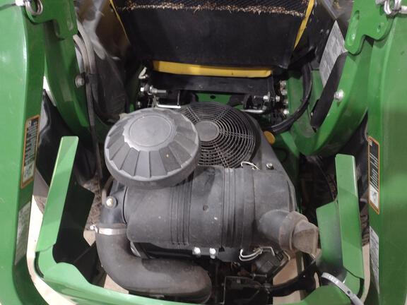 2021 John Deere Z920M Mower/Zero Turn