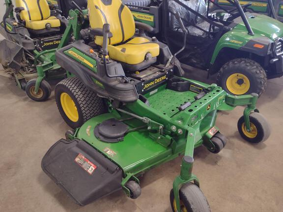 2022 John Deere Z950R Mower/Zero Turn