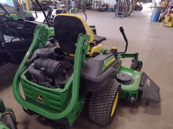 2022 John Deere Z950R Mower/Zero Turn