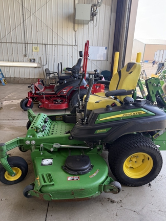 2022 John Deere Z950R Mower/Zero Turn