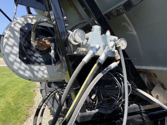 2023 John Deere ST12 Strip Till