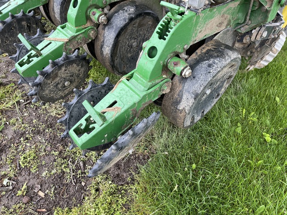2013 John Deere DB60 Planter