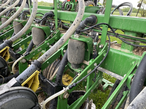 2013 John Deere DB60 Planter