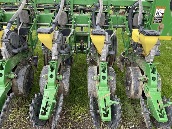 2013 John Deere DB60 Planter