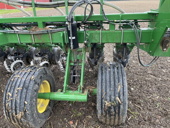2013 John Deere DB60 Planter
