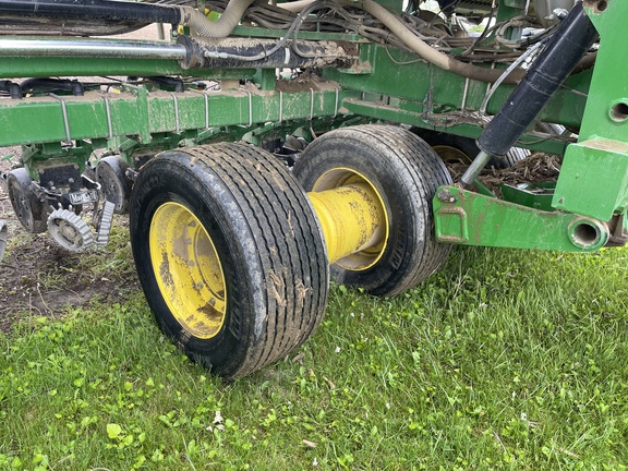 2013 John Deere DB60 Planter