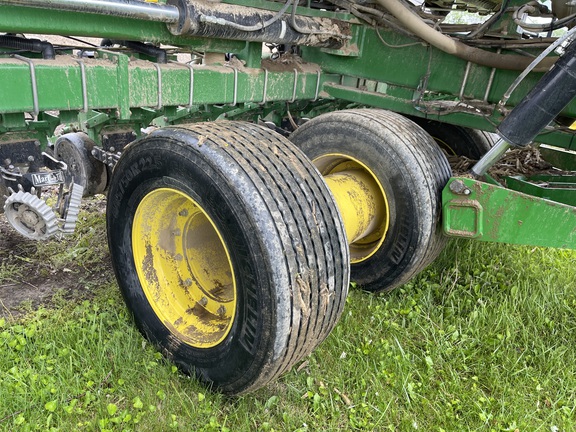 2013 John Deere DB60 Planter