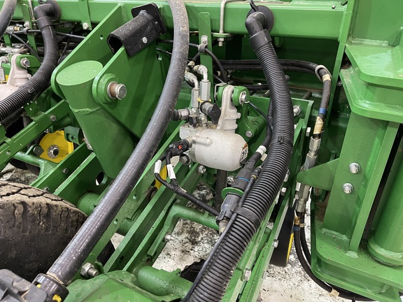 2017 John Deere 1775NT Planter
