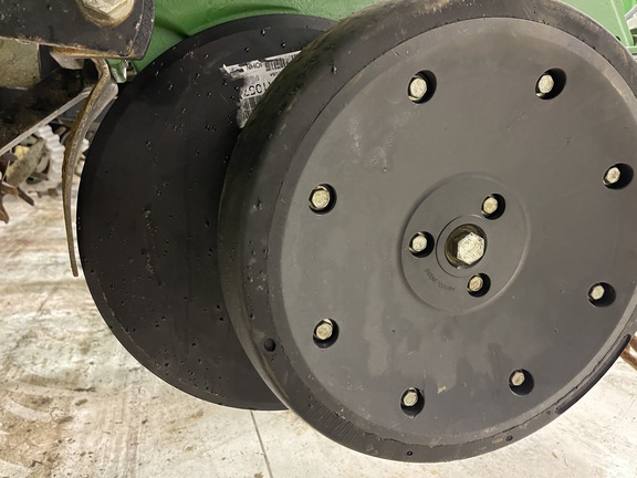 2017 John Deere 1775NT Planter