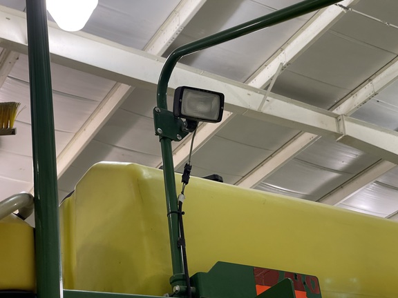 2017 John Deere 1775NT Planter