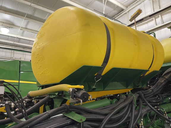 2017 John Deere 1775NT Planter