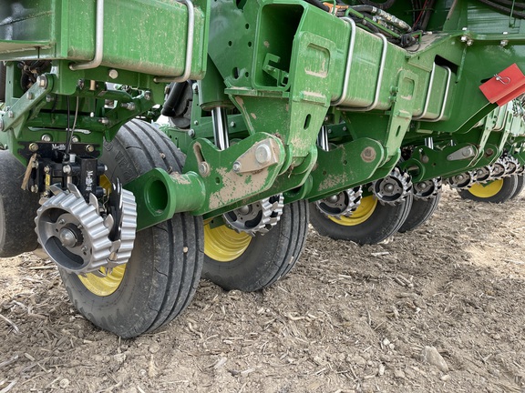 2022 John Deere 1795 Planter