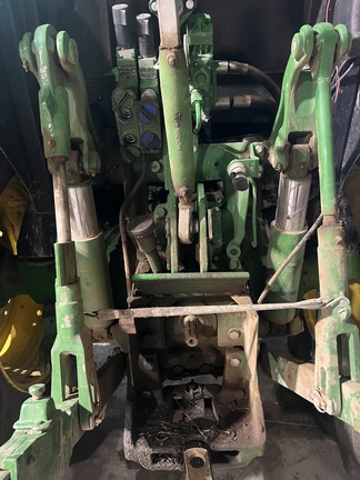 2018 John Deere 5125R Tractor