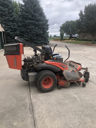 2007 Kubota ZD326 Mower/Zero Turn
