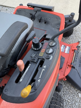 2007 Kubota ZD326 Mower/Zero Turn