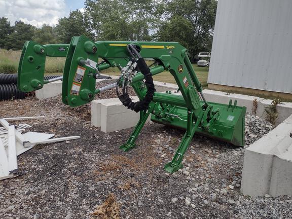 2022 John Deere 5100M Tractor