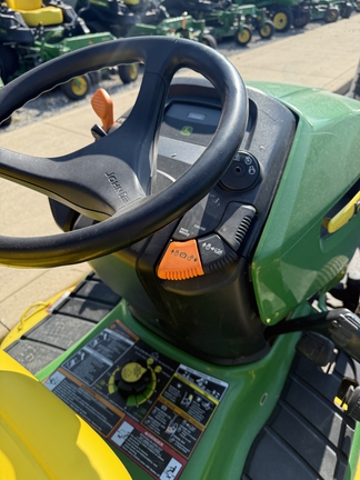 2007 John Deere X320 Garden Tractor