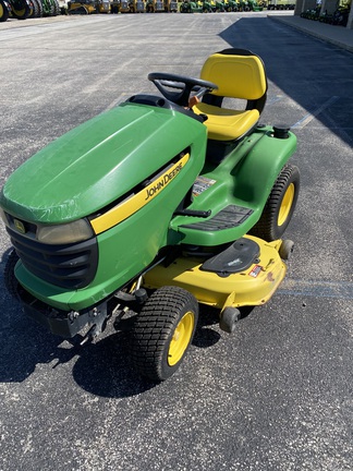 2007 John Deere X320 Garden Tractor