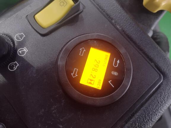 2023 John Deere Z997R Mower/Zero Turn