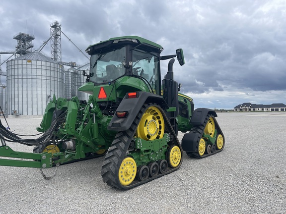 2025 John Deere 8RX 410 Tractor Rubber Track