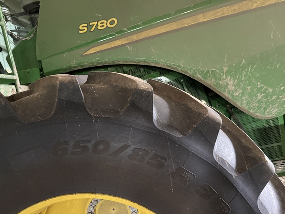 2024 John Deere S780 Combine