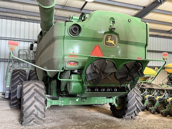 2024 John Deere S780 Combine
