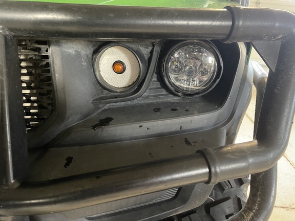 2018 John Deere XUV 865M ATV