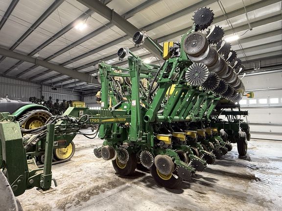 2020 John Deere 1795 Planter