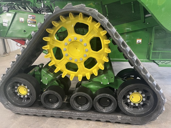 2024 John Deere S780 Combine