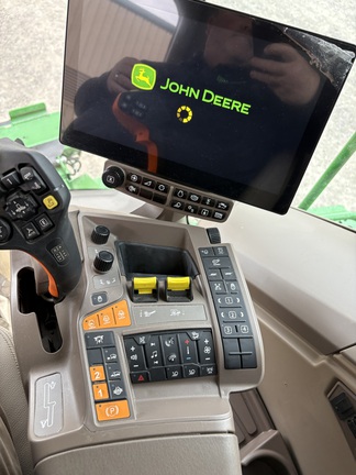 2024 John Deere S780 Combine