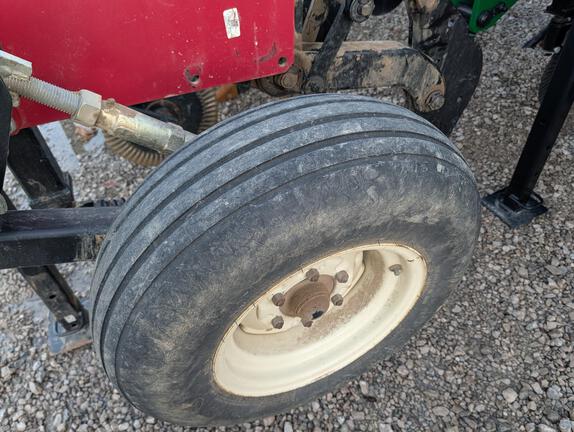 2002 Unverferth 130 Disk Ripper