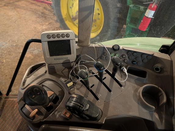 2007 John Deere 6430 Premium Tractor